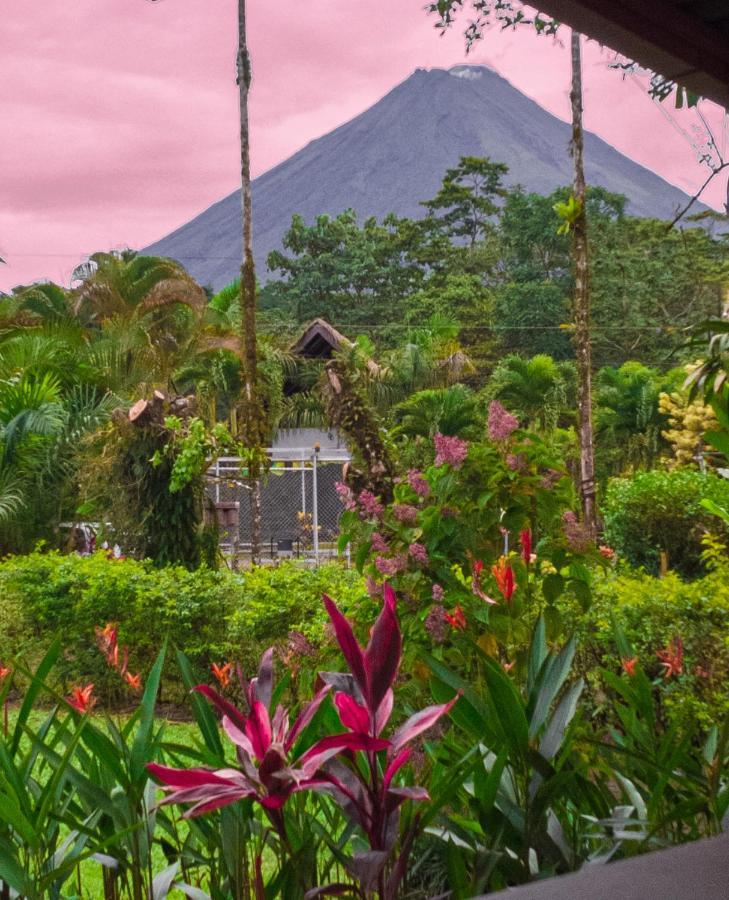 Arenal Backpackers Resort La Fortuna Kültér fotó La Fortuna, Costa Rica