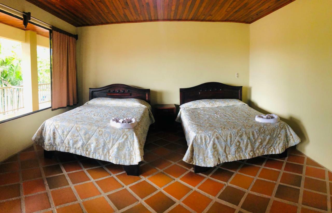 Arenal Backpackers Resort La Fortuna Kültér fotó
